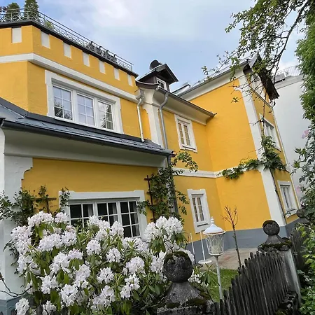 Schmiedhaeusl * Κίτσμπουελ